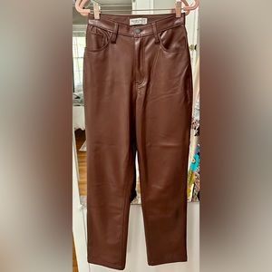 NWOT Abercrombie Vegan Leather 90’s Straight Ultra High Rise Pants